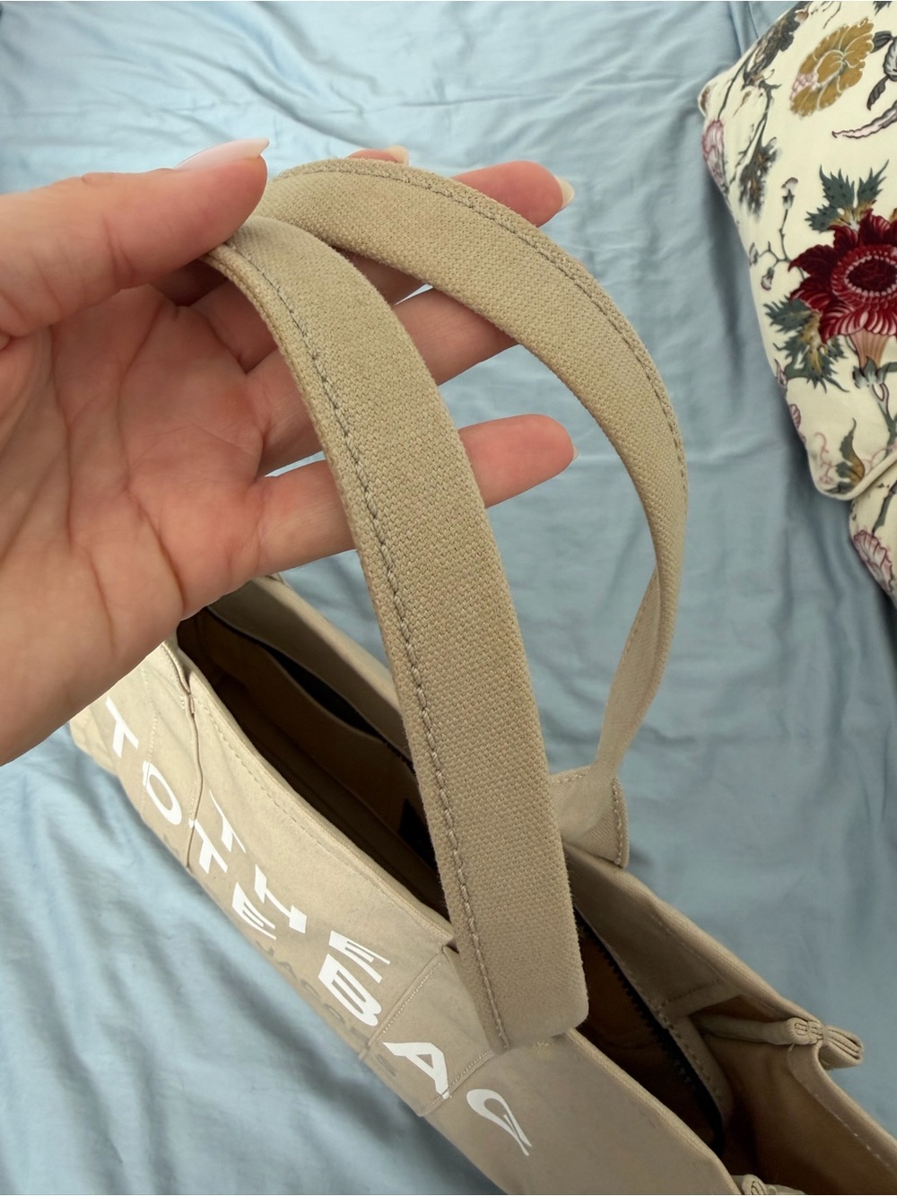 Marc Jacobs large tote - Picture 6 of 8